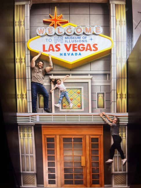 Las Vegas: Museum of Illusions Entry Ticket - Museum of Illusions at 63 CityCenter: what you actually get