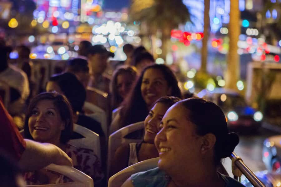 Las Vegas: Neon Museum Experience & Vegas Open-Top Bus Tour - Back on the bus: finishing with big Vegas views