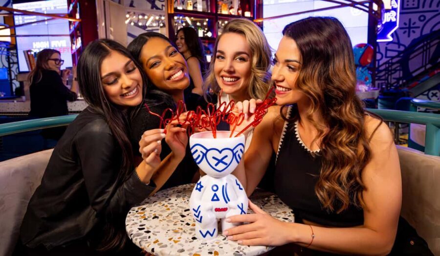 Las Vegas: Play Playground Entry Ticket with Play Pass - Entering the 15,000-Square-Foot Play Space and Play Bar