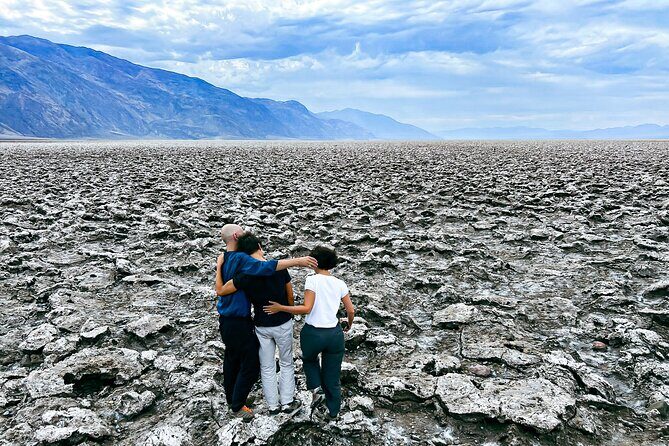 Las Vegas Private Small Group Family Tour at Death Valley - The early start: getting to Zabriskie Point before the day heats up