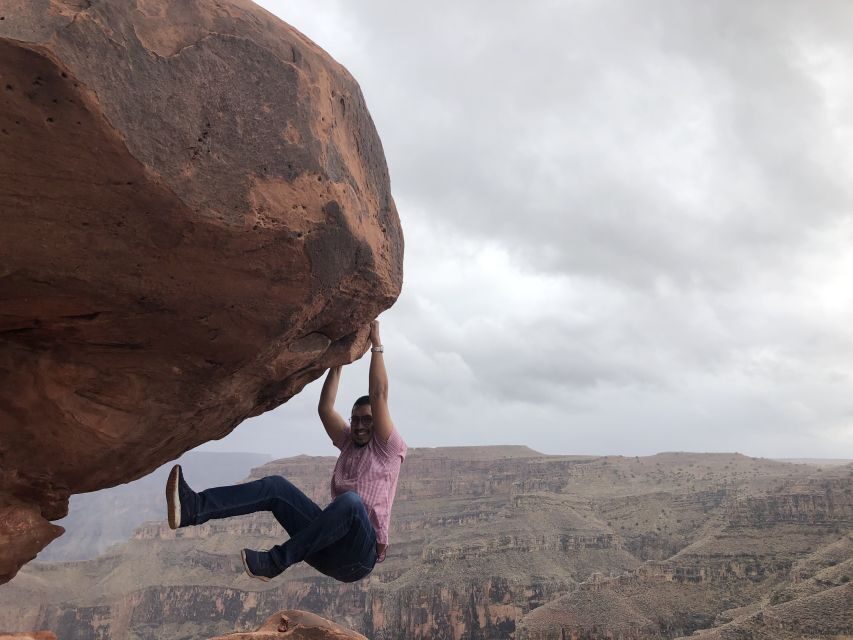 Las Vegas: Small Group Grand Canyon Skywalk, Hoover Dam Tour - Food, Water, and Van Comfort: Why the Included Meals Feel Worth It