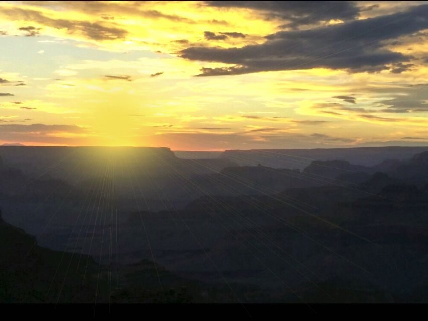 Las Vegas: Small-Group Grand Canyon South Rim Sunset Tour - Arriving at the South Rim: parking, souvenirs, and getting bearings