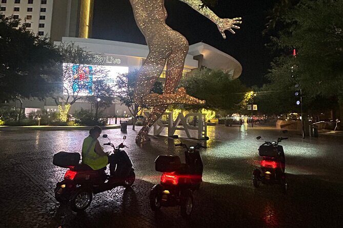 Las Vegas Strip Scooter Tour - Wynn and Encore, then Resort World and Caesars fountains