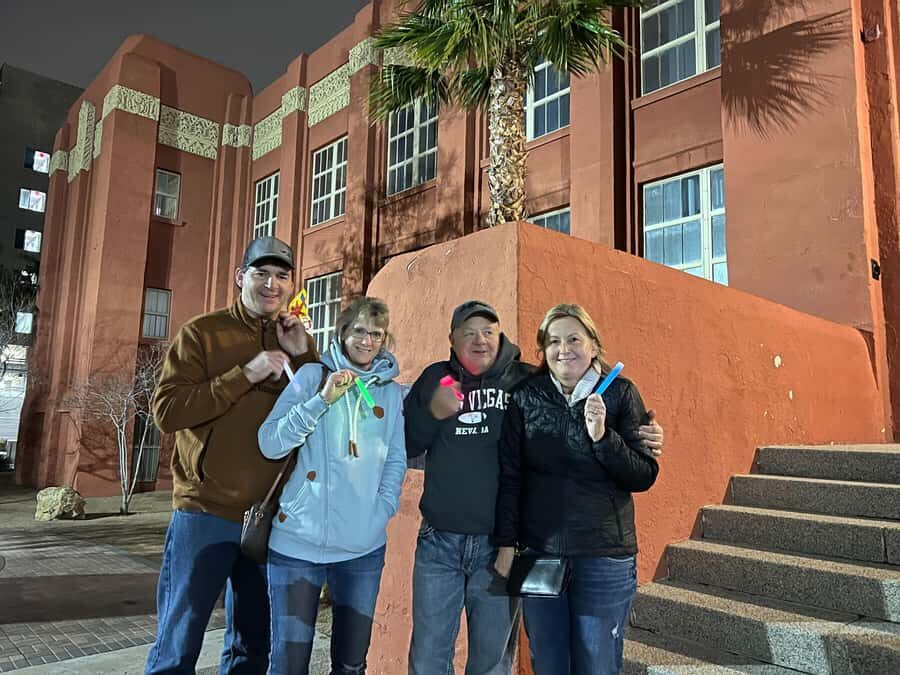 Las Vegas: The Shadows of Sin City Adults-Only Ghost Tour - Meeting Across From the Mob Museum: Starting on the Right Side