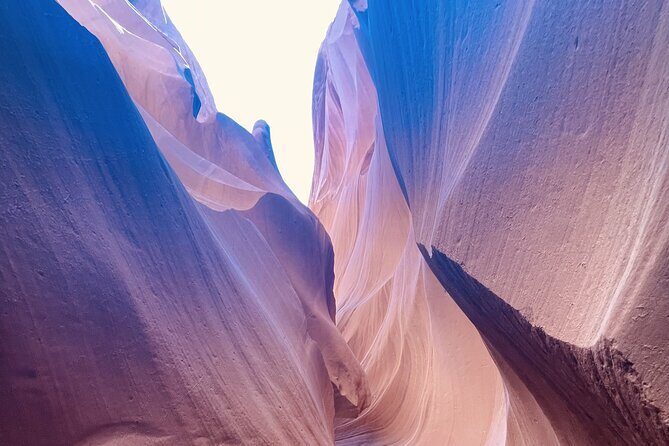 LAS VEGAS: Upper Antelope (PRIME TIME) Horseshoe Bend Lake Powell - Lower Antelope Canyon: spiral rock arches and better early/late light