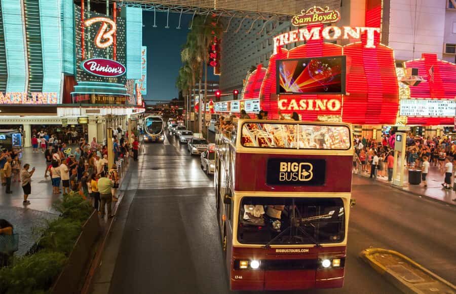 Las Vegas: Vegas After Dark Night Tour with Free Drink (21+) - Key things to know before you go