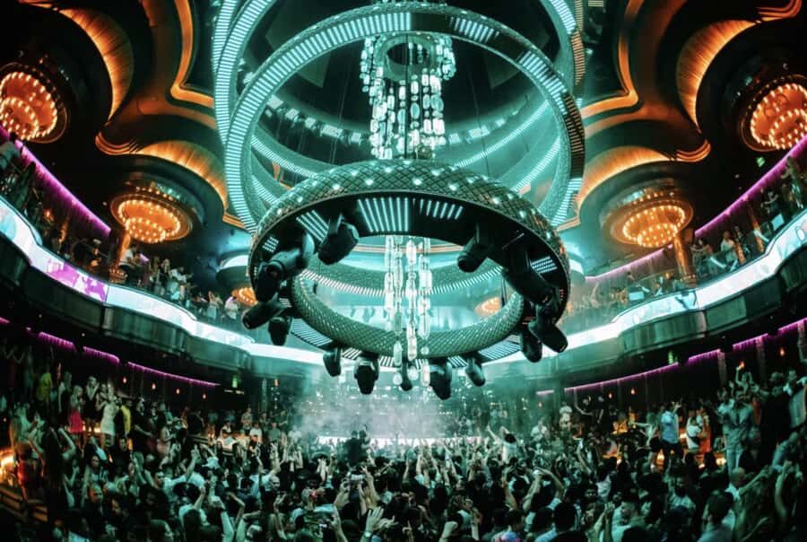 Las Vegas: VIP Club Crawl with Party Bus and Drinks - Express entry matters more than you think