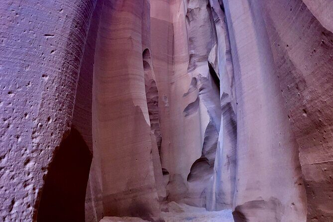 Ligai Si Anii Canyon Tour through Antelope Canyon - Inside the slot: what you’ll do on the trail and what the canyon shows you