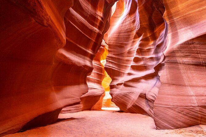 Lower Antelope Canyon and Horseshoe Bend Day Tour with Lunch - Key things to know before you go
