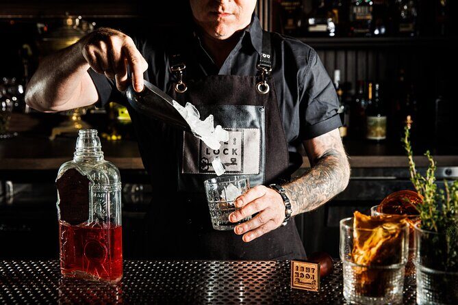 Mixology Masterclass at the Cabinet of Curiosities in Las Vegas - Getting There: Meeting Point, Tickets, and Quick Logistics