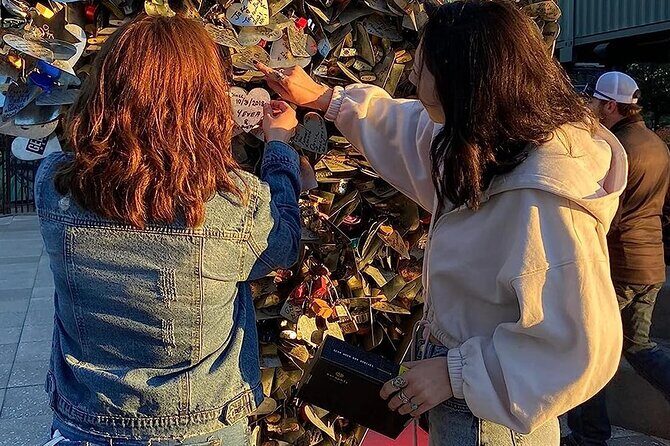 Outdoor Escape Room in Las Vegas - Downtown - Outdoor Escape Room Downtown Las Vegas: What the Kingston Treasure Hunt Really Is