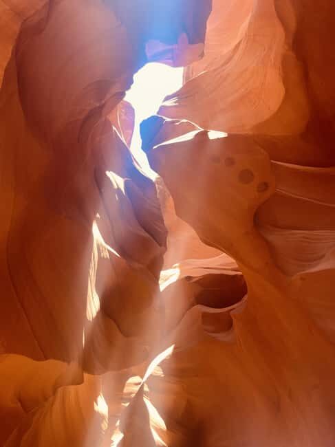 Page Antelope Canyon, Horseshoe Bend, & Glen Canyon Dam Tour - Prime Time Antelope Canyon: how the timing helps your photos