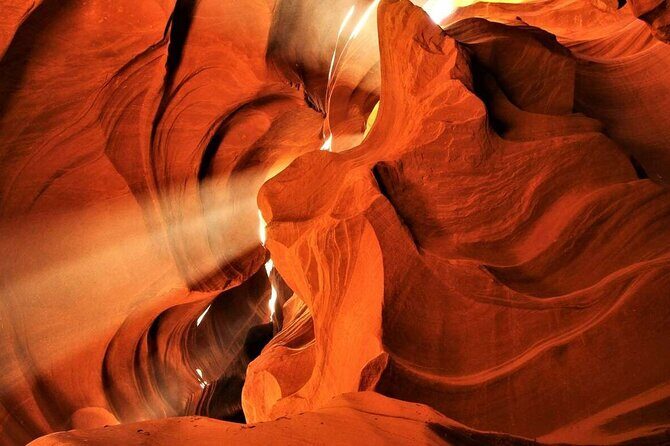Page: Lower Antelope Canyon Prime Time Entry with Navajo Guide - The steep stairs and narrow passages: how to plan for them