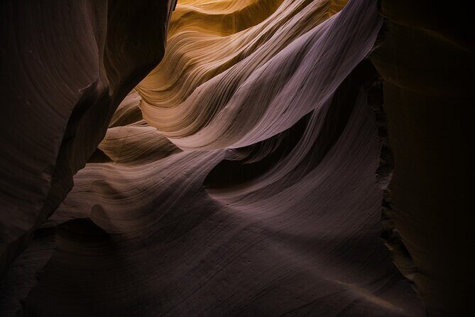 Page: Lower Antelope Canyon Prime Time Entry with Navajo Guide - Rules and restrictions: plan your packing and footwear now