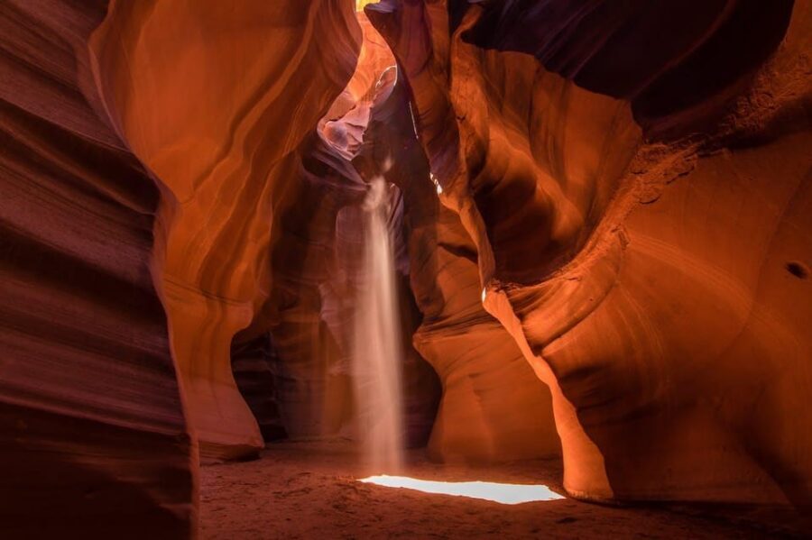 Page: Lower Antelope Canyon Walking Tour with Navajo Guide - Photo stops, phone settings, and the rules that keep the canyon safe