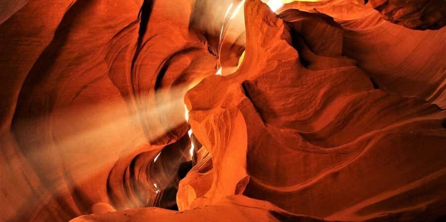 Page: Upper Antelope Canyon Walking Tour with Local Guide - Upper Antelope Canyon Views in 90 Minutes of Controlled Motion
