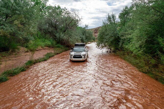 Private Bentonite Hills 4X4 Lunar Landscape Tour - Why This Bentonite Hills 4X4 Tour Feels Like Another Planet