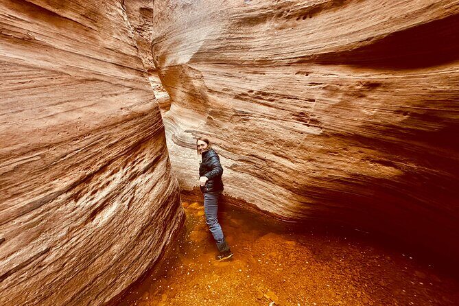 Private Jeep Ride to Explore Slot Canyons and Rock Formations - Learning on the move: geography and wildlife talk that doesn’t slow you down