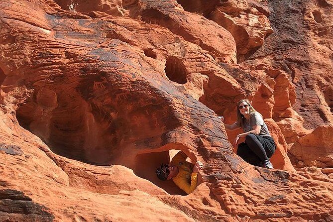 Private Valley of Fire Hiking Tour from Las Vegas - Pickup timing and what a 5-hour private hike really includes