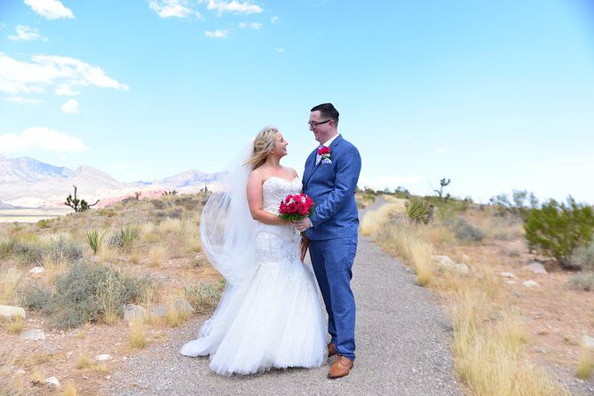 Red Rock Canyon Wedding by Private Limousine - Key points to know before you book