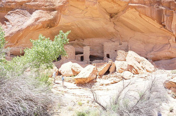 San Juan River and Hummer Cliff Dwelling Expedition - Lunch and permits: the value behind the $279 price