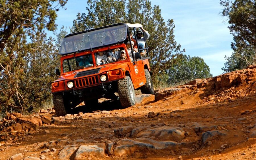 Sedona: 2-Hour Jeep (Hummer) Tour Gambler Trail - Rocky roads and big boulders: what the moderate ride really means