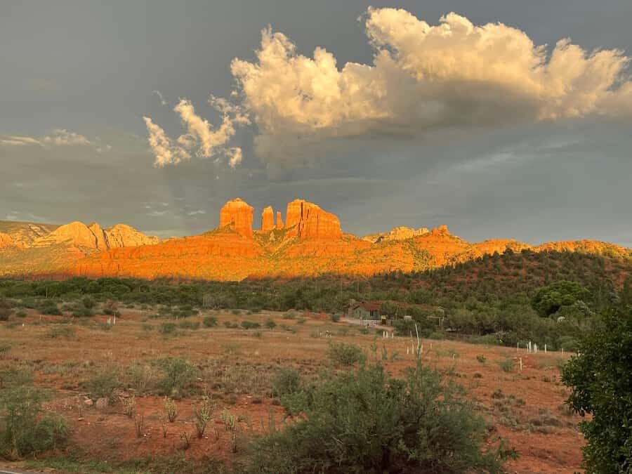 Sedona: E-Bike Sunset Tour to 7 Sacred Pools and Stupa - Red Rock Loop Picture Tree and Cathedral Rock at golden hour