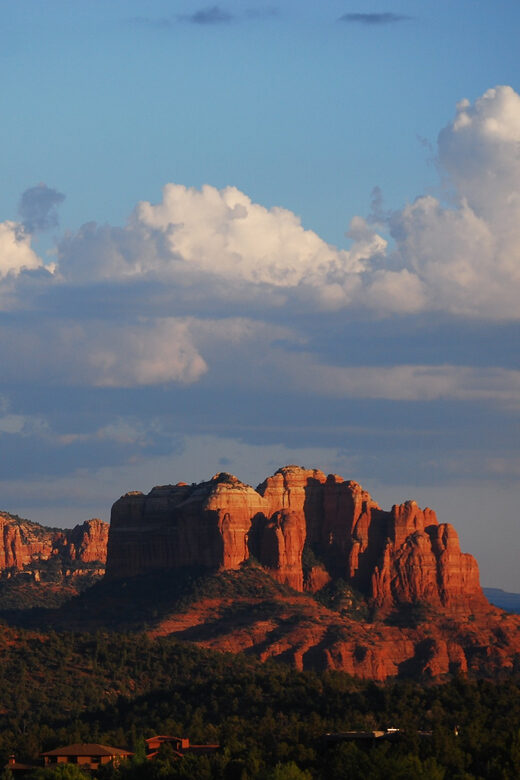 Sedona: PRIVATE Pavement 2-Hour Highlights Jeep Tour - How the guide brings geology, history, and folklore to life