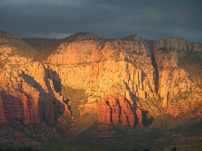 Sedona: PRIVATE Pavement 2-Hour Highlights Jeep Tour - Small group comfort: why 6 people is the sweet spot