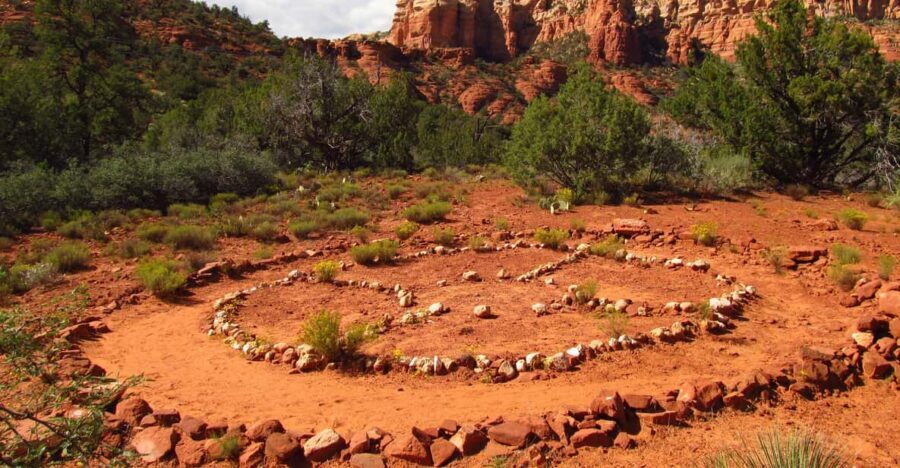 Sedona: The Scientific and Spiritual Vortex Tour - Guides Matter: What Yedon and Connor’s Styles Suggest About This Tour