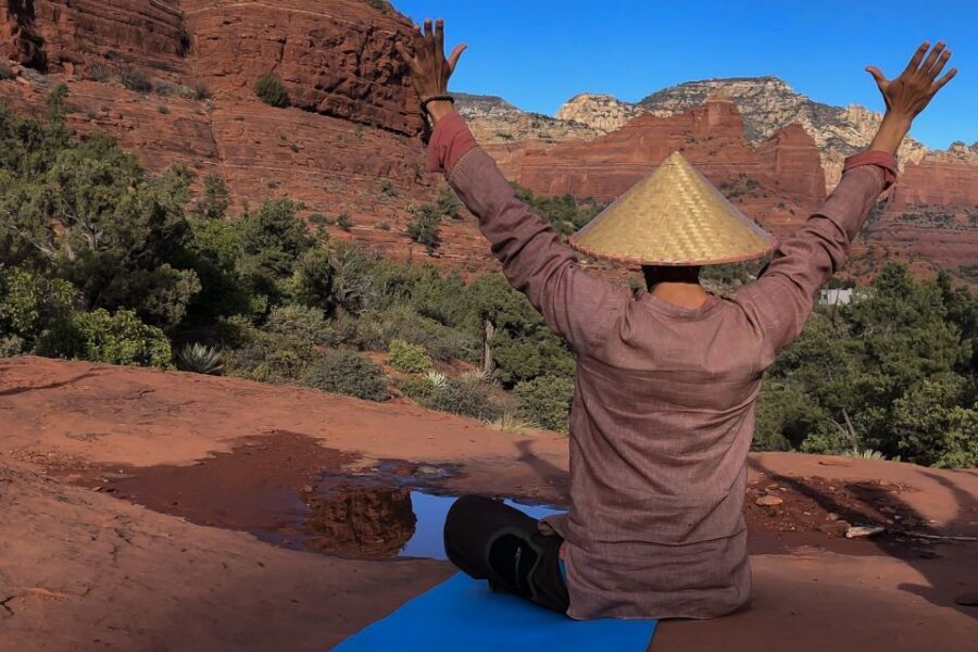 Sedona: Vortex Yoga Hiking Half-Day - The yoga + Qigong stop: calm control, not a hard class
