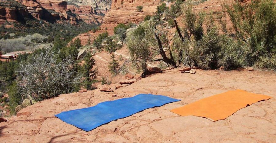 Sedona: Vortex Yoga Hiking Half-Day - Where you meet near 247 AZ-89A (and why the exact spot matters)