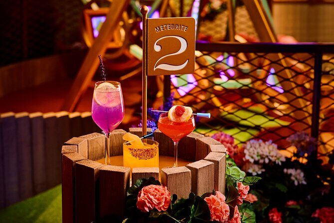Swingers Indoor Mini Golf at Mandalay Bay - Who Should Book This Indoor Mini Golf Stop