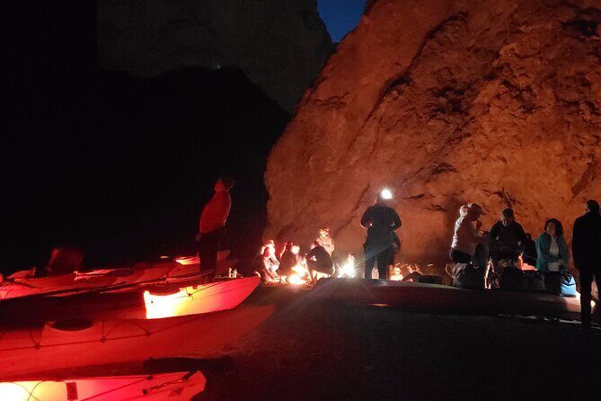 Twilight Black Canyon Kayak Tour with Bonfire Experience - Willow Beach campfire time: s’mores, hot dogs, and that quiet stretch