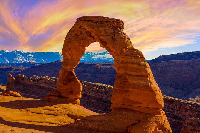 Ultimate Utah Bundle Self-Guided Driving Audio Tour - Canyonlands National Park (Island in the Sky): big views and named overlooks you won’t forget