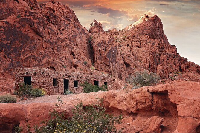 Valley of Fire State Park Tour from Las Vegas - The Beehives and Balancing Rock: Quick Stops, Strange Formations