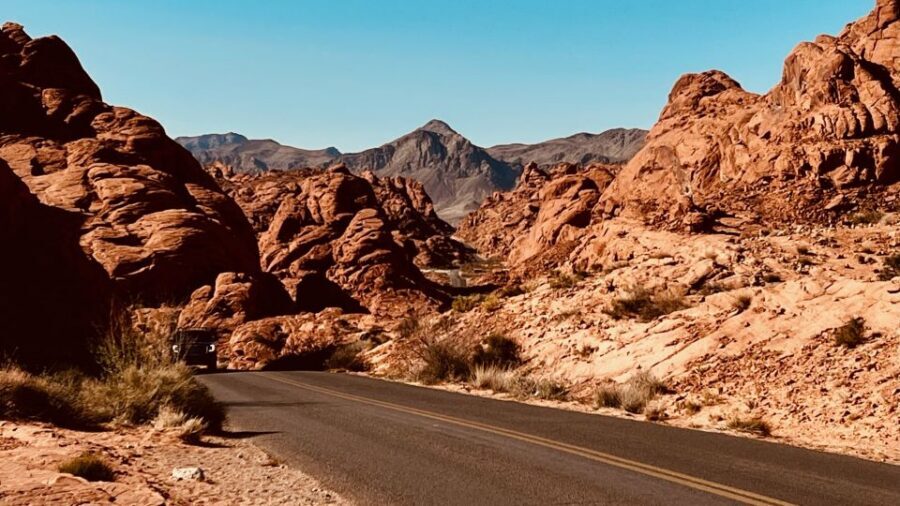 Valley of Fire VIP Small Group Tour From Las Vegas - What to bring (and what can ruin the day)