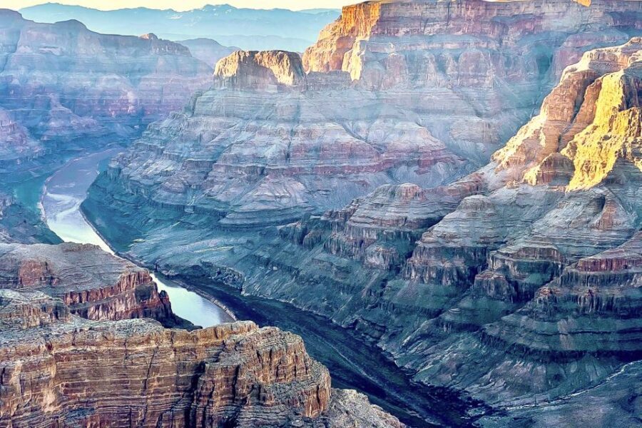 Vegas: Grand Canyon, Hoover Dam, Lunch/Skywalk Options, WiFi - Grand Canyon West: Eagle Point for icons and first views