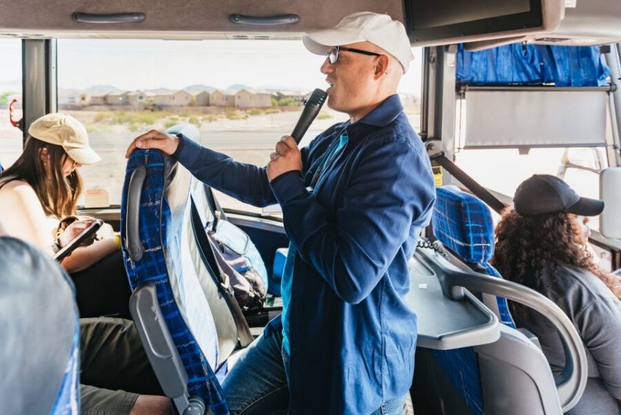 Vegas: Grand Canyon, Hoover Dam, Skywalk Option, & Two Meals - What the guide style changes on this tour