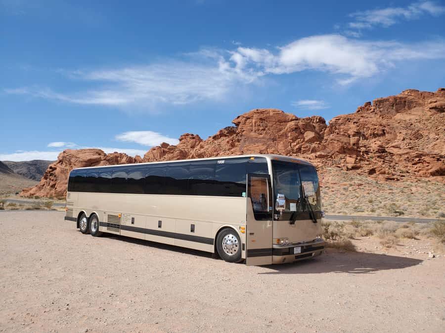 Vegas: Upper Antelope Canyon, Horseshoe Bend Tour with Lunch - Getting on board at Treasure Island (and how to make the bus ride easier)