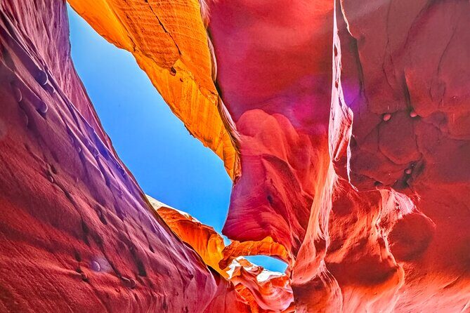 Wind Pebble Canyon Full Hiking tour through Antelope Canyon - Guides make it: Julie and Wallace, plus phone camera tips